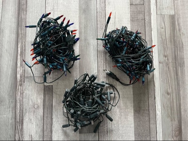 Ha így használod az égősort, biztos, hogy kigyullad a karácsonyfád