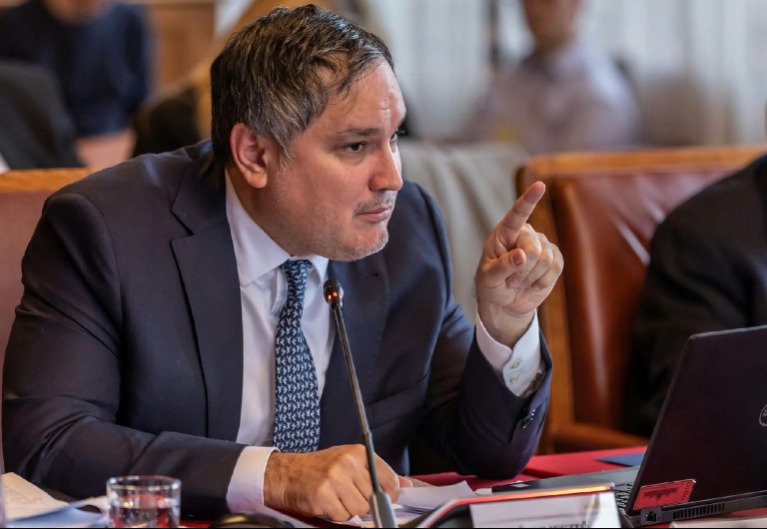 Büntetést kaphat, aki lemarad: új okmányt kell benyújtania sok magyarnak, napokon belül lejár a határidő