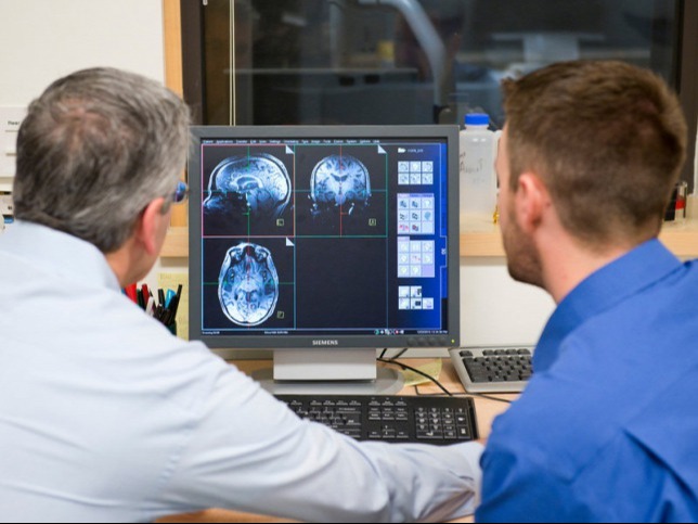 Egy tőről fakadhat a rák és az Alzheimer-kór, meglepő összefüggést vettek észre a kutatók