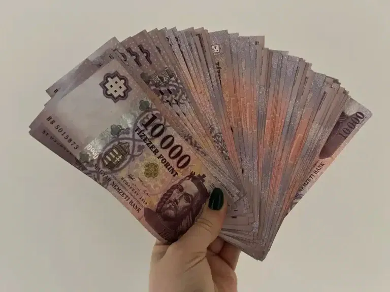 Extra mennyiségű pénzhez jut 4 csillagjegy 2 héten belül