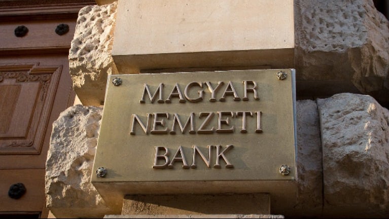 Újra kamatot emelt a Magyar Nemzeti Bank